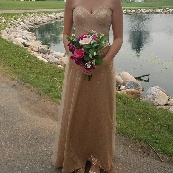 Formal long strapless gold glitter dress - Picture 5 of 6